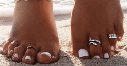 TOE RING