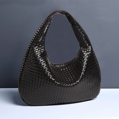 Crescent Shaped Women's Hand Woven Fashionable Single Shoulder Armpit Bag