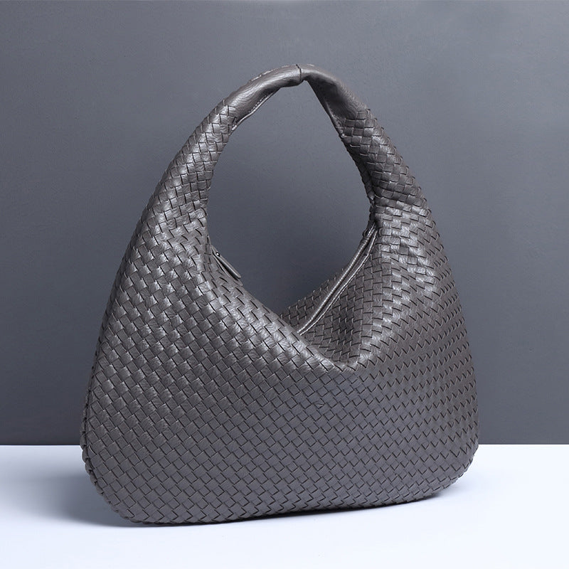 Crescent Shaped Women's Hand Woven Fashionable Single Shoulder Armpit Bag