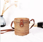 Round Straw Shoulder Bag