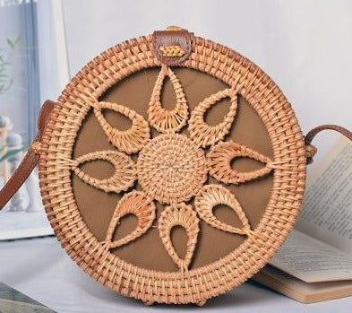 Round Straw Shoulder Bag
