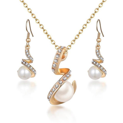 Classy Sparking Crystal Jewelry Set