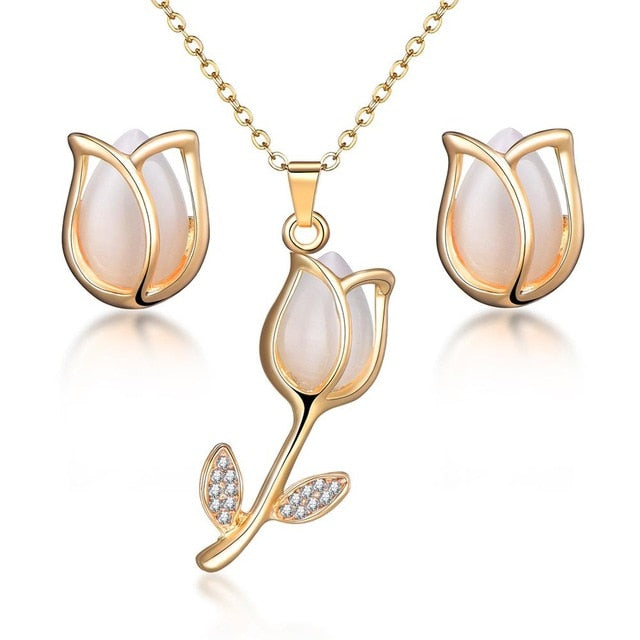 Classy Sparking Crystal Jewelry Set