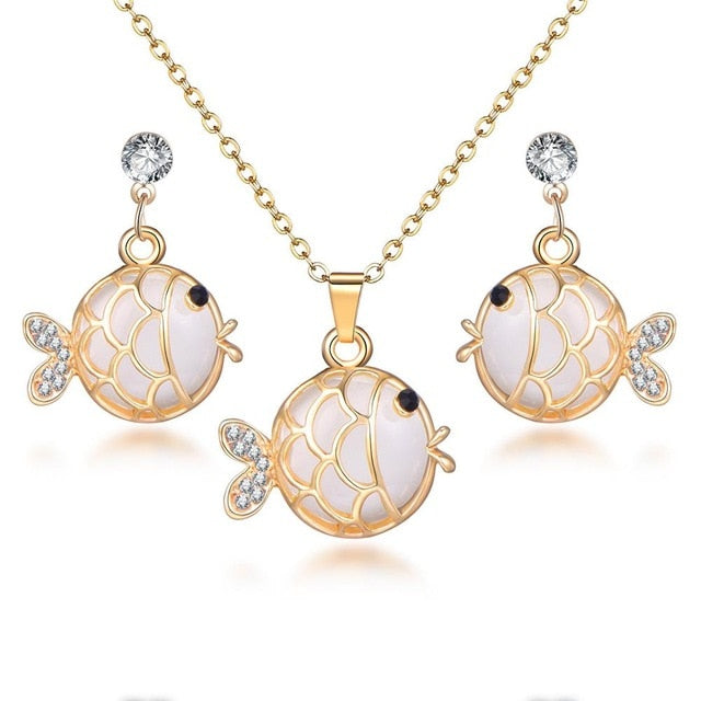 Classy Sparking Crystal Jewelry Set
