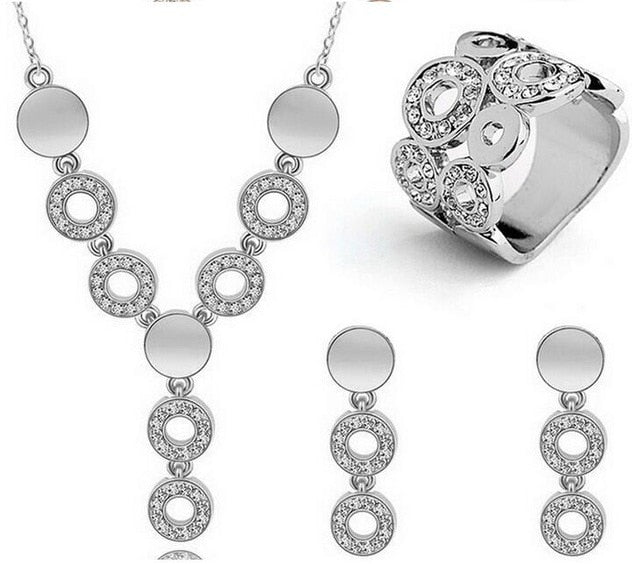 Classy Sparking Crystal Jewelry Set