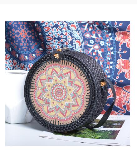 Round Straw Shoulder Bag