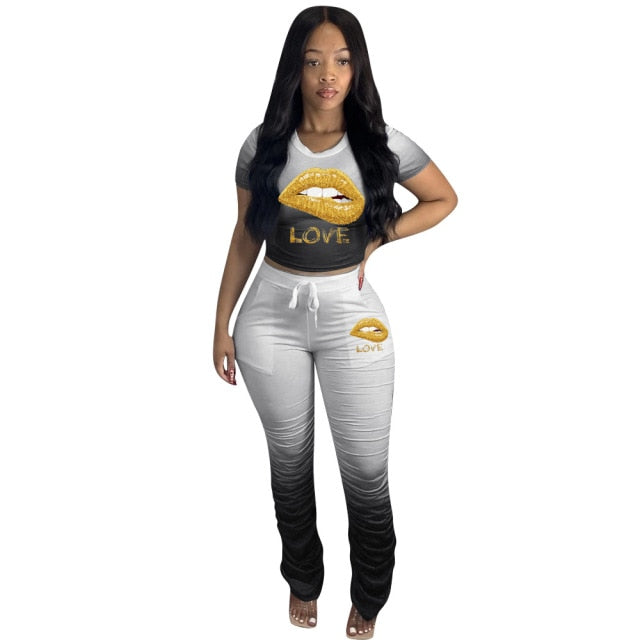 2-Piece Love T-Shirt Jogging Suit