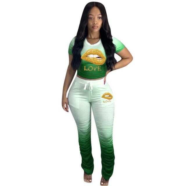 2-Piece Love T-Shirt Jogging Suit